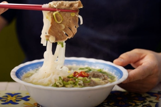 해피라이프 이승윤 미식기행 부산 베트남 음식 분짜 반쎄오 맛집 위치·연락처 5 image 118