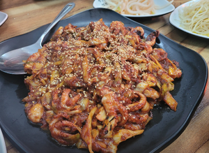 6시내고향 수원 남문시장 쭈꾸미 볶음 맛집 위치 연락처